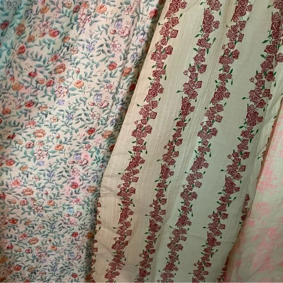 POL | Pink Jean & Floral Skirt - Picture 4 of 8